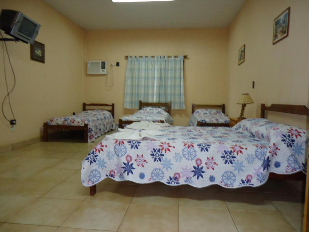 Hosteria Mola Hotel Puerto Iguazu Phòng bức ảnh